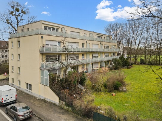 Erbbaurecht! Bezugsfrei! Provisionsfrei! Schöne 4-Zimmer-Wohnung mit Balkon und Stellplatz!