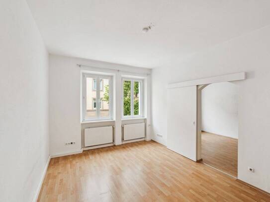 Mitten in der Nordstadt & mit Balkon! Helle 2,5-Zimmer-Wohnung im 1.Stock, zentrale aber ruhige Lage in Rennweg