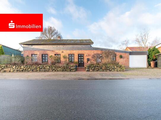 Zweifamilienhaus im Herzen Schleswig-Holsteins