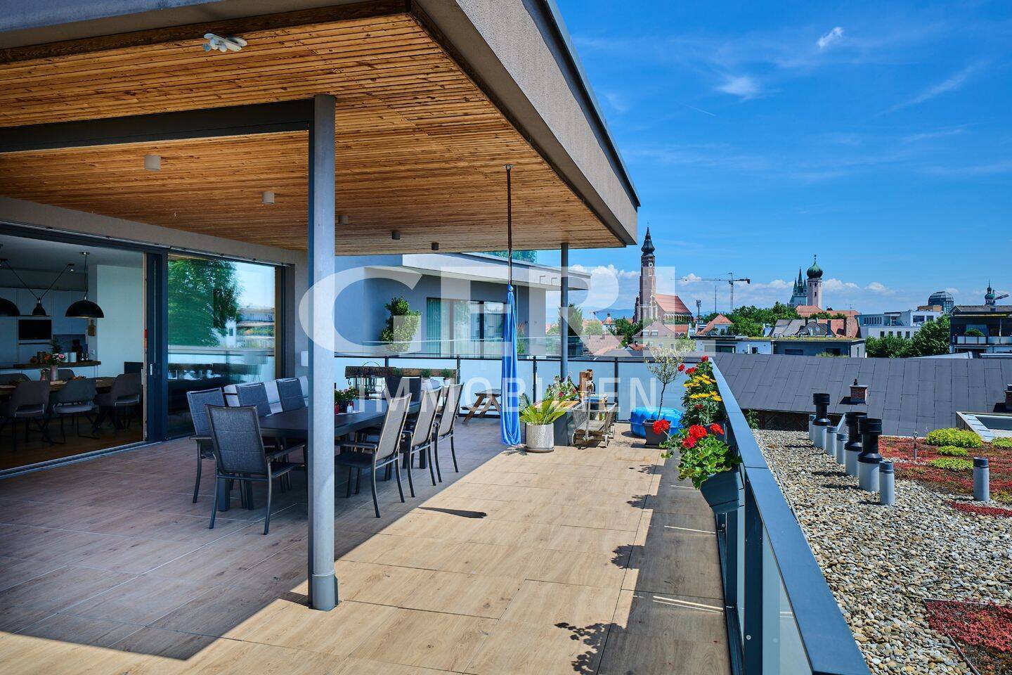Stilvolle Penthousewohnung mit Weitblick und Dachterrasse in Straubing