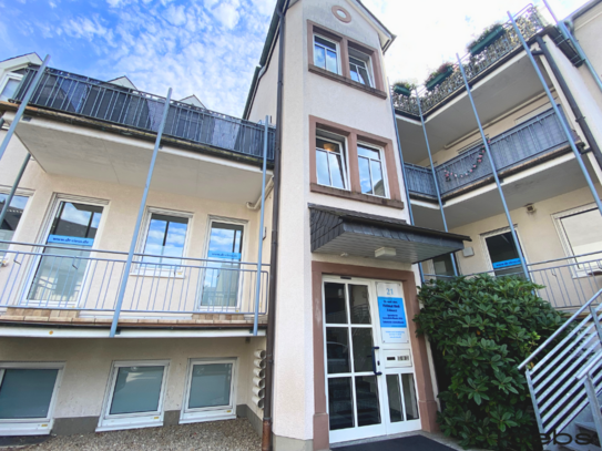Lichtdurchflutete City-Wohnung x großer Balkon - ideal für Singles und Paare