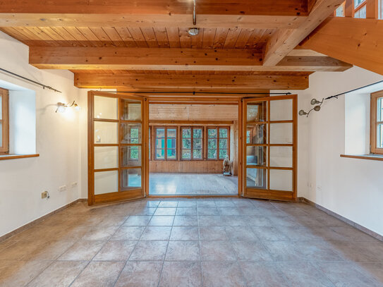 Idyllisches Landhaus mit Charme und Naturanbindung in Osterhofen!