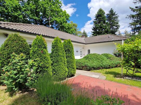 Fürth-Dambach. Ein Stadtteil zum Wohn-Fühlen! Grundstück mit Altbestand, für ein 10-Familienhaus in nachhaltiger Hybrid…