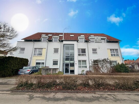 Ein Schmuckstück ist diese 4,5-Zimmerwohnung mit EBK u. großem Balkon in erstklassiger Lage