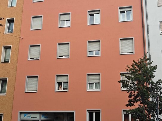 Freundliche, zentrale Zweizimmerwohnung (provisionsfrei)