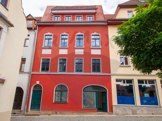 Saniertes Mehrfamilienhaus mit Gewerbeeinheit im Zentrum von Neustadt/Orla als Anlageobjekt