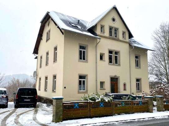 Perfekte Familienwohnung mit Stellplatz, Balkon und Gartennutzung