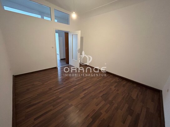 ***2,5-Zimmer-Wohnung WG geeignet im Herzen der Altstadt ***