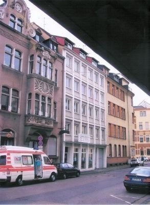 Zentralgelegene 2-Zimmer-Wohnung mit Loggia in Saarbrücken (St. Johann). 5 Min zur City, 15 Min zur Uni