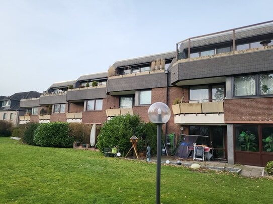 3 Zimmer Penthouse mit Kamin und 2 TG-Stellpl. in Bramfeld Wellingsbüttel top saniert