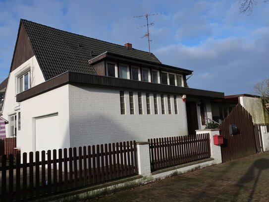 schöne 4 Zimmer Wohnung in Reinbek-Stadt