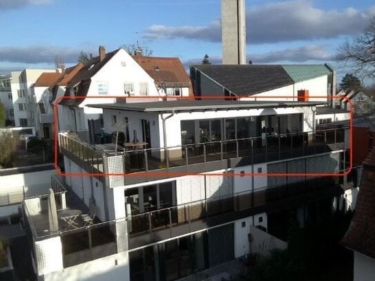 Stilvolles Penthouse mit großer Dachterrasse und überragendem Ausblick über die Dächer von Zirndorf - provisionsfrei -