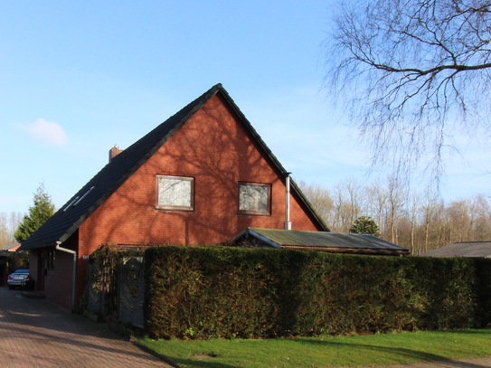 Großzügiges Einfamilienhaus mit Sauna im Garten, in familienfreundlichem Wohngebiet!