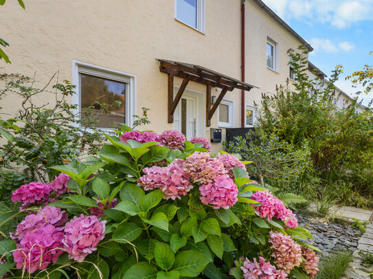 ROGERS: Charmantes Haus mit Südgarten in ruhiger Lage