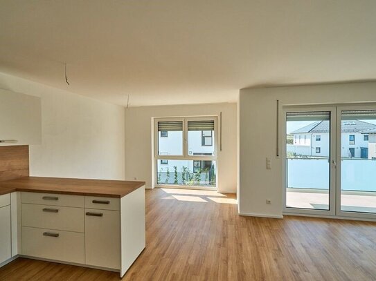 Top ausgestattete Wohnung mit Tageslichtbad, Einbauküche, Abstellraum u. großem Südwest-Balkon!