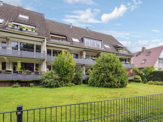 Großzügige Maisonette-Wohnung im Dachgeschoss in toller Lage von Alt-Rahlstedt in Hamburg