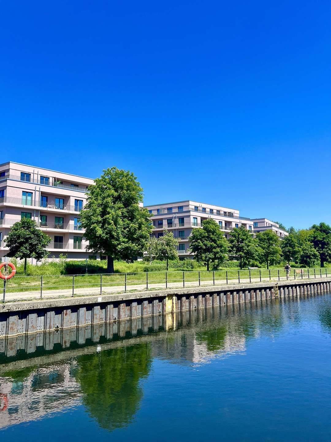 Wasserlage - DAS HAVELUFER QUARTIER - 2 Zimmer mit Garten - Photo 1