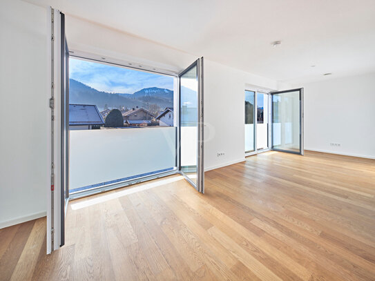 Das könnte Ihr täglicher Ausblick werden in großzügigem Zweifamilienhaus - perfekt in Stil & Design