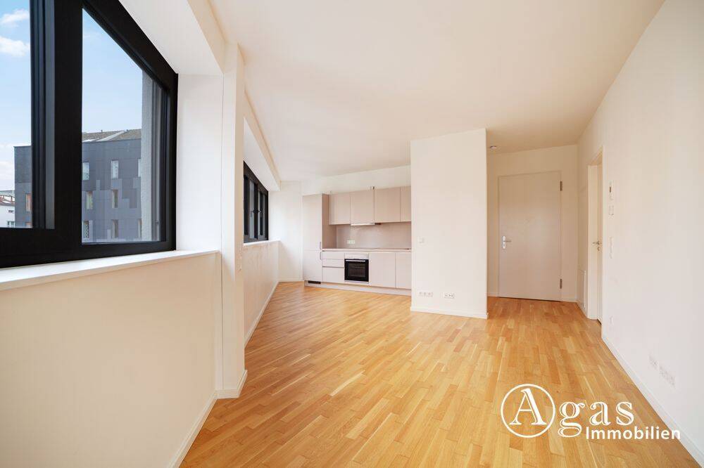 Sehr helle 2 Zimmer Wohnung mit ca. 54m², EBK und Balkon in Berlin-Mitte! - Foto 1