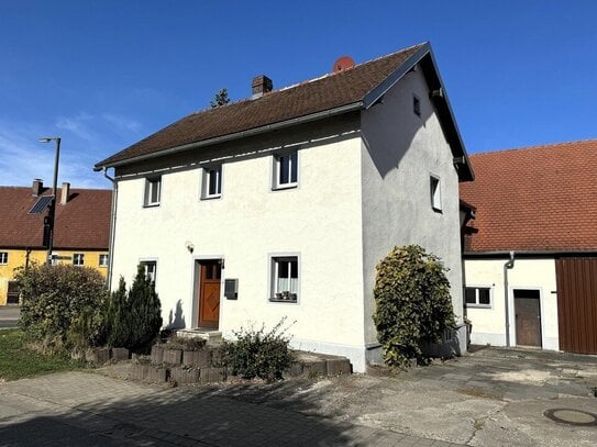 Einfamilienhaus mit beheizten Lagerräumen, Scheune, Garage uvm.