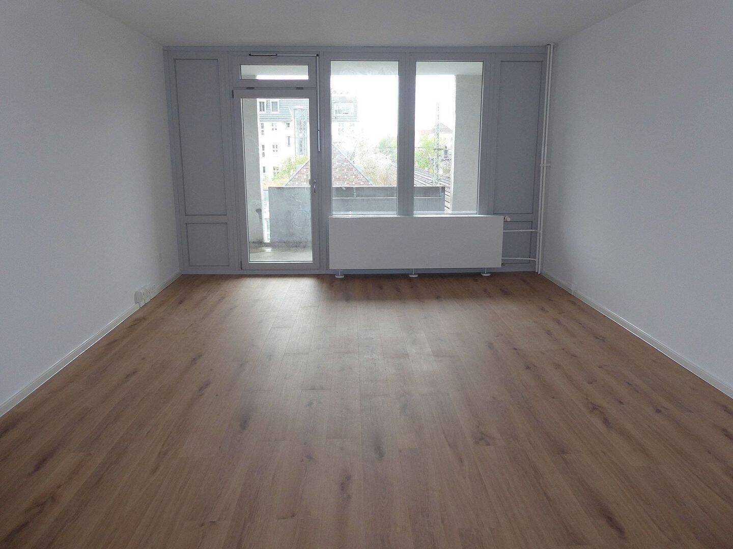 Schlüterstraße - An der Bahnstrecke - Beliebter Charlottenburger Kiez - Sonnenbalkon - ERSTBEZUG - Foto 1
