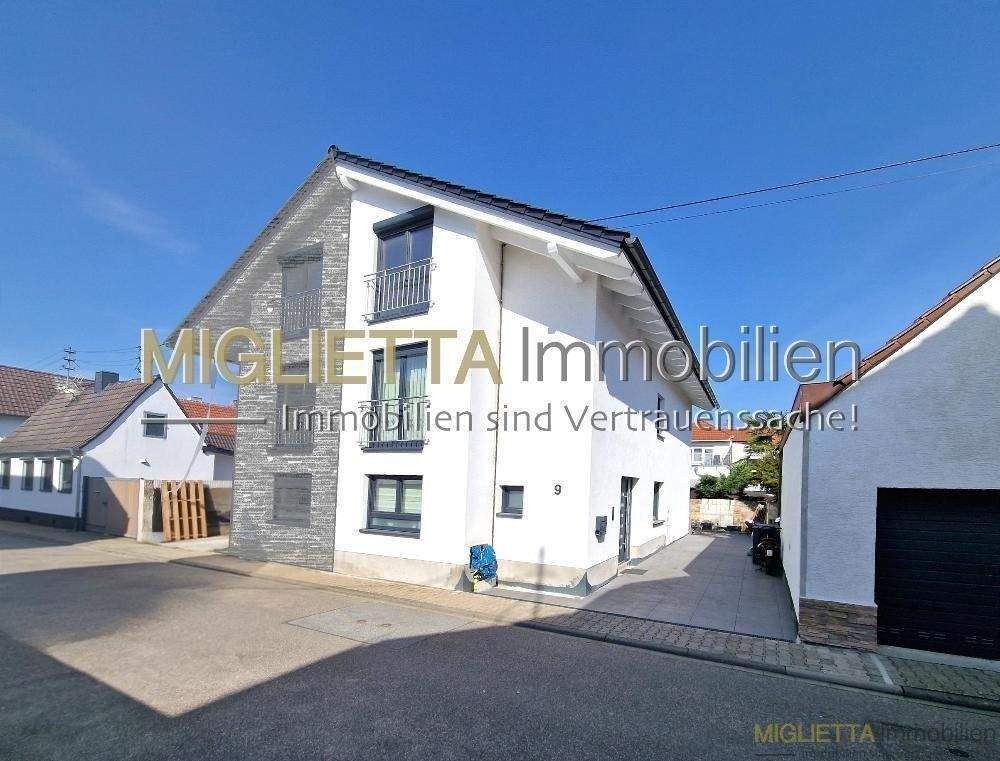 Real Estate Title Image Background
