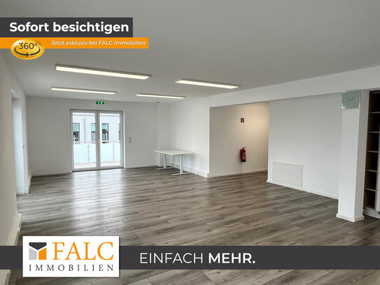 Modernes Büro mit Lift, Einbauküche und Balkon