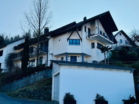 Geräumiges Einfamilienwohnhaus mit Ausblick in Hausach