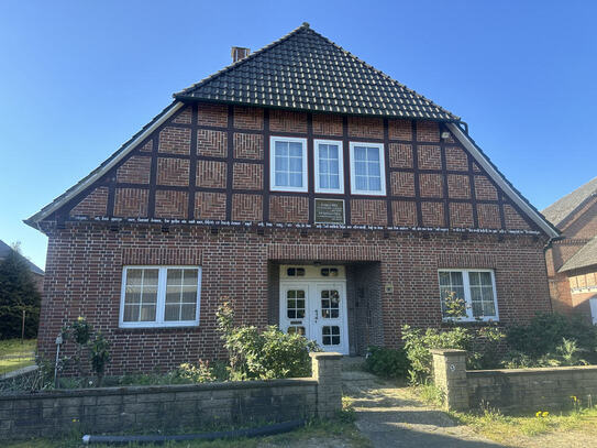 gut erhaltener Resthof in Teschendorf