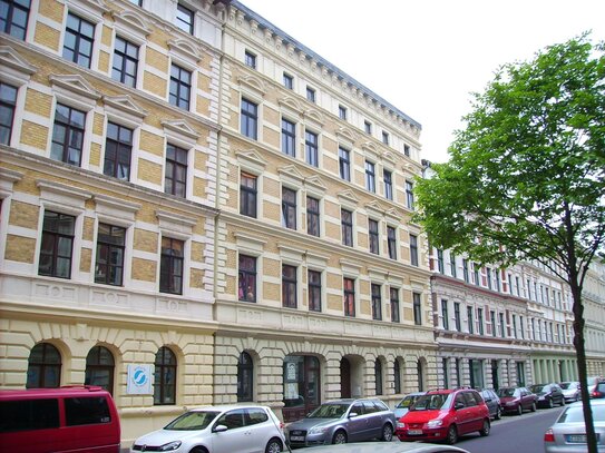 Kapitalanleger aufgepasst! Kleine Maisonette 2-Zimmerwohnung inkl. EBK zu verkaufen.