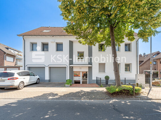 Mehrfamilienhaus mit Photovoltaikanlage in attraktivem Wohnumfeld.