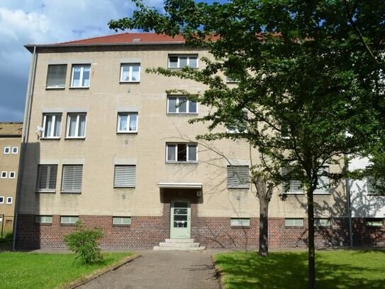 Teilsanierte Wohnung in Leipzig-Marienbrunn!