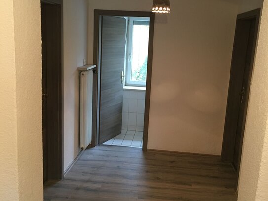 Attraktive 2-Zimmer-Wohnung mit Balkon in 84175 Gerzen!