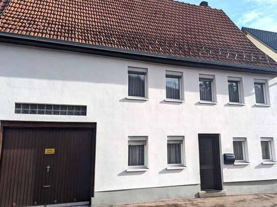 Reihenendhaus mit großer Scheunengarage und Potenzial zum weiteren Ausbau