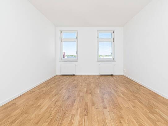 Frisch sanierte 2-Zimmer-Altbauwohnung mit Balkon - perfekt für Paare