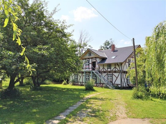 3 Familien Landhaus mit Wasserzugang im Amazonas des Nordens ,Tiny House, Sauna, 2,3 ha Land, FREI