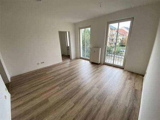 Altenburg* City Center* helle 1 Raum-Whg. mit sep. Küche* Duschbad* renoviert