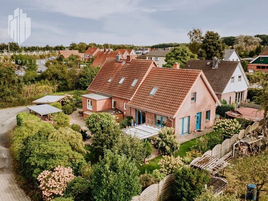 Charmantes Zweifamilienhaus in Bardowick - Ideal für Familien & Pendler