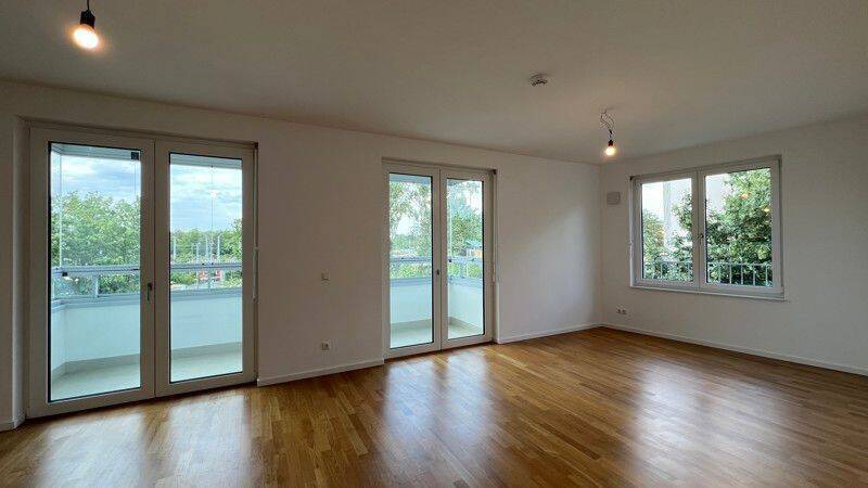 Ruhiger Grünblick in Friedrichsfelde. - Foto 1