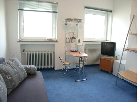 Komplett Möbliert/Furnished Accommodation in: Friedrichstadt. Single-Apartment im Zentrum von