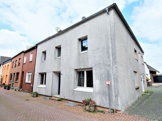 Erdgeschosswohnung mit Garage in ruhiger Umgebung