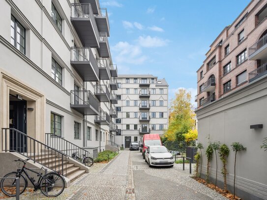 Hochwertig ausgestattete Wohnung mit Balkon am Ludwigkirchplatz