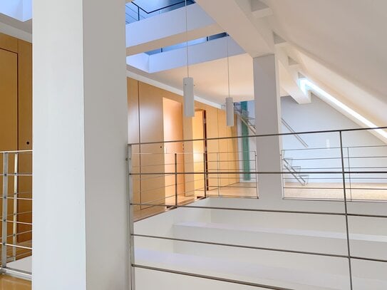 5-Raum-Wohnung mit großer Dachterrasse und einzigartigem Blick auf die Paulskirche