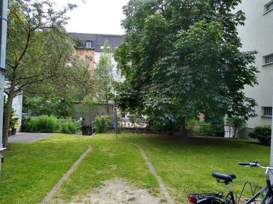 altersgerechte 2 Raum Wohnung mit Balkon im Hochparterre zu vermieten