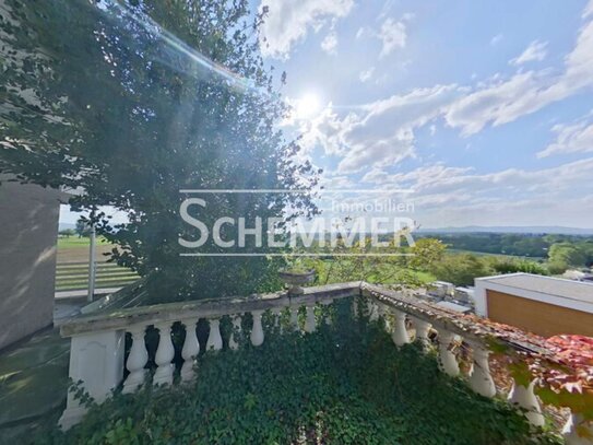 Emmendingen-Windenreute++Traumhafte Aussicht in toller Lage. Attraktives Zweifamilienhaus (o. EFH)