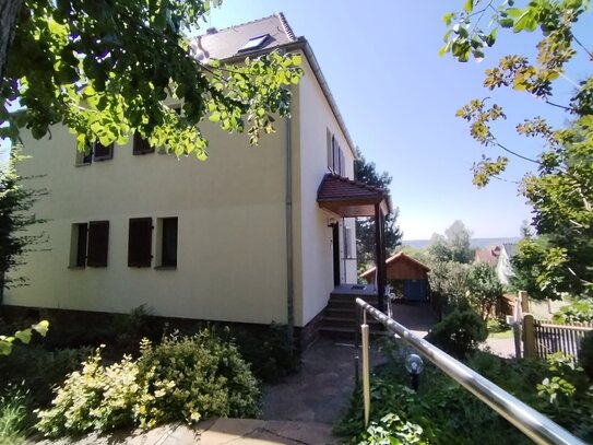 Spitzhausblick - wunderschöne Villa mit Garten auf der Weinbergstraße