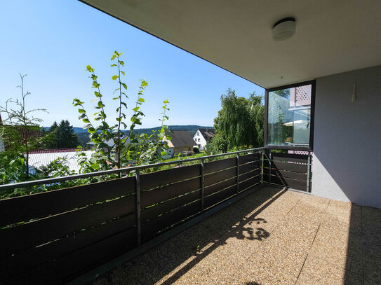 Helle 2-Zimmer-Wohnung mit Balkon und Stellplatz