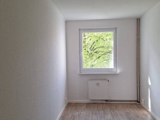 Wohngemeinschaft sucht neuen Mitbewohner - 3 er WG in Schönefeld