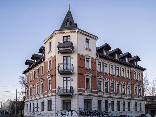 2 Zimmer I modernes Bad mit Wanne I Balkon I offene Küche mit Einbauküche