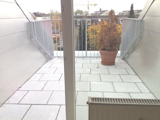 Kapitalanlage - Selbstnutzer- 2 Zi. DG- Terrasse Wohnung - ca. 46,8 m² 348 500,-€ München- Mittersendling -